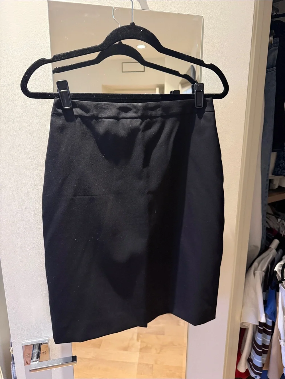 J Crew 100% wool Classic Black Pencil Skirt - Women